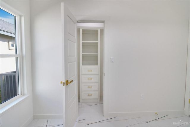 909 Azalea Street, Mission, TX 78573