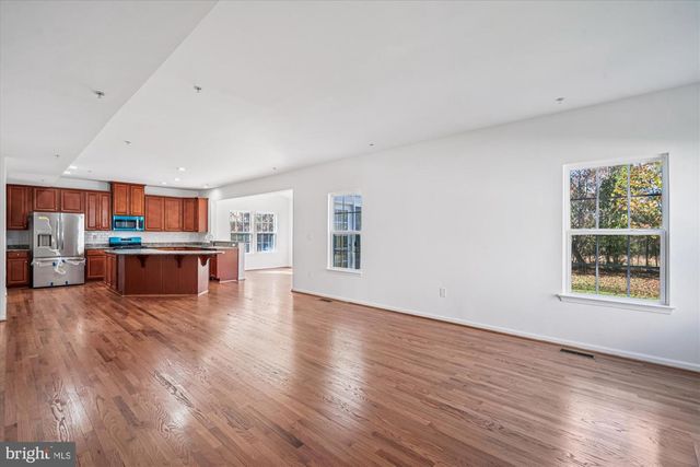 5012 SAINT GEORGES CHAPEL LN, Bowie, MD 20720