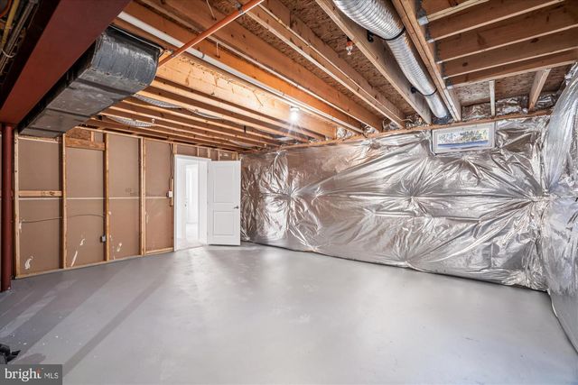 5012 SAINT GEORGES CHAPEL LN, Bowie, MD 20720