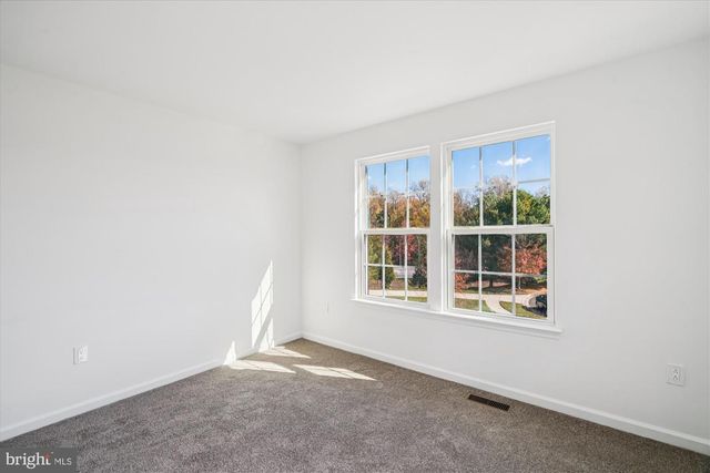 5012 SAINT GEORGES CHAPEL LN, Bowie, MD 20720