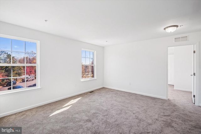 5012 SAINT GEORGES CHAPEL LN, Bowie, MD 20720