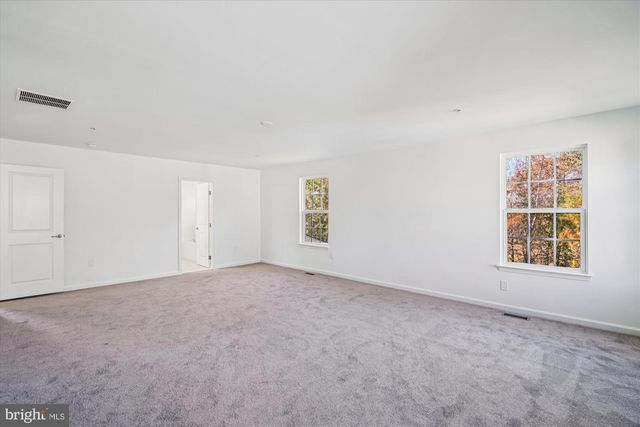 5012 SAINT GEORGES CHAPEL LN, Bowie, MD 20720