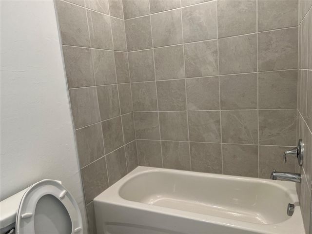 11370 BURGUNDY DRIVE, Venice, FL 34293