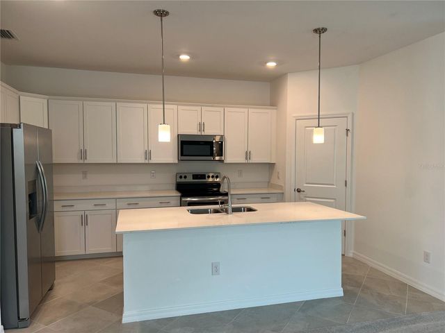 11370 BURGUNDY DRIVE, Venice, FL 34293