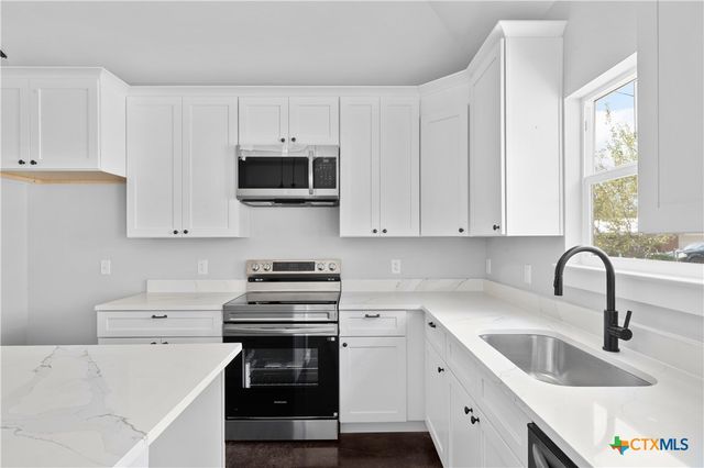 217 Spindletop Street, Gatesville, TX 76528