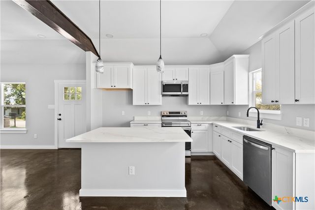 217 Spindletop Street, Gatesville, TX 76528