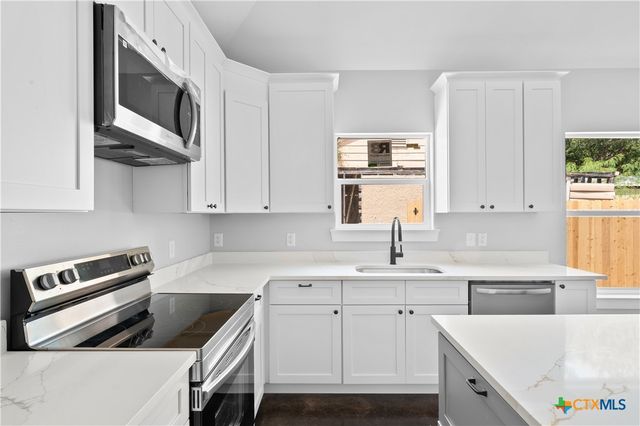 217 Spindletop Street, Gatesville, TX 76528