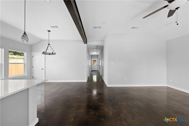 217 Spindletop Street, Gatesville, TX 76528