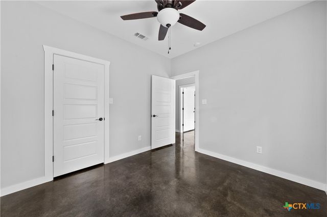 217 Spindletop Street, Gatesville, TX 76528