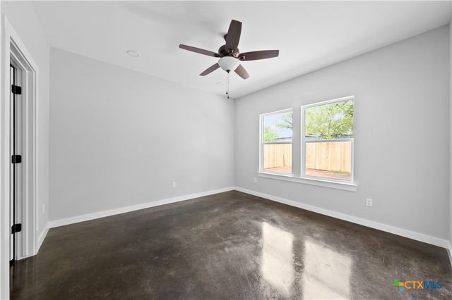 217 Spindletop Street, Gatesville, TX 76528