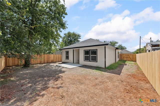 217 Spindletop Street, Gatesville, TX 76528