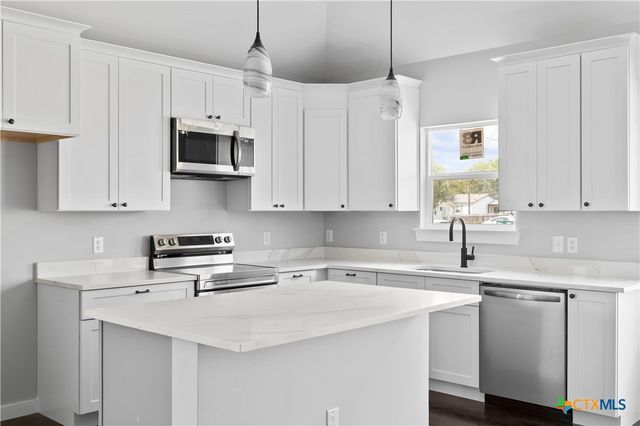 217 Spindletop Street, Gatesville, TX 76528