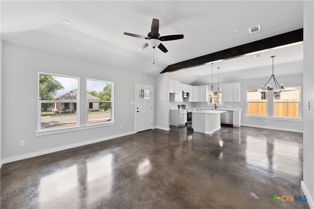 217 Spindletop Street, Gatesville, TX 76528