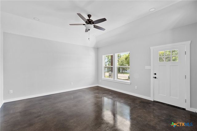 217 Spindletop Street, Gatesville, TX 76528