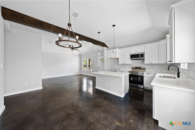 217 Spindletop Street, Gatesville, TX 76528