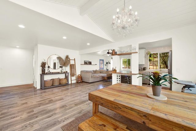 1552 American River Trl, Cool, CA 95614