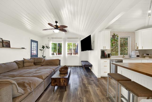 1552 American River Trl, Cool, CA 95614