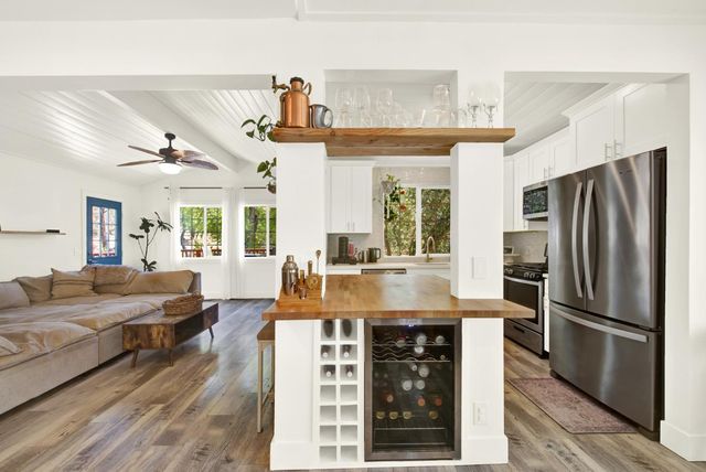 1552 American River Trl, Cool, CA 95614