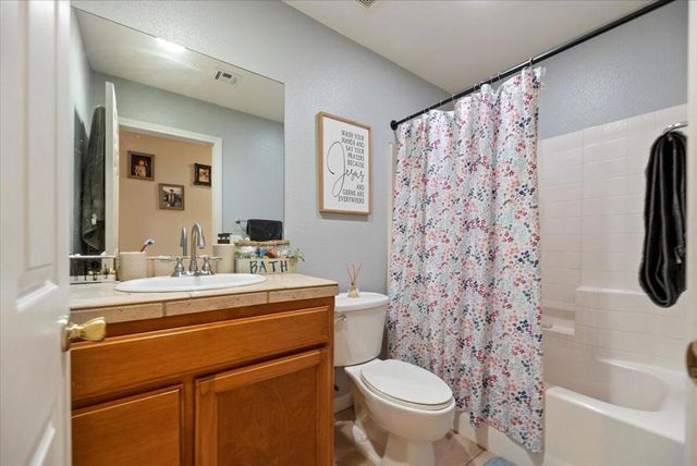 7562 Inca Trail, Yucca Valley, CA 92284