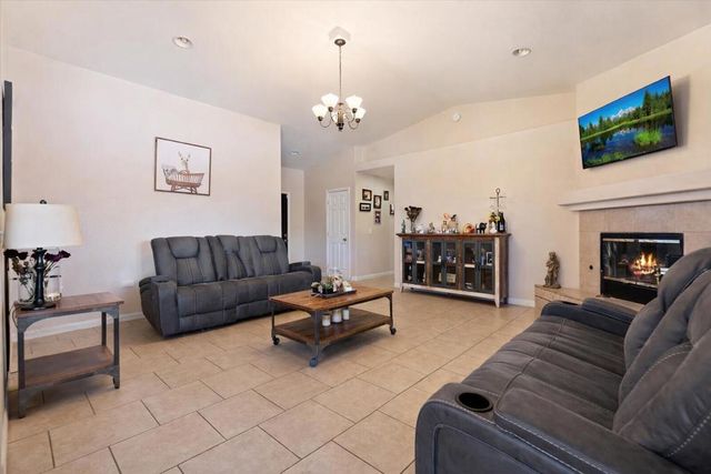 7562 Inca Trail, Yucca Valley, CA 92284