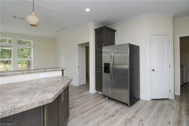 4660 43rd AVE NE, Naples, FL 34120