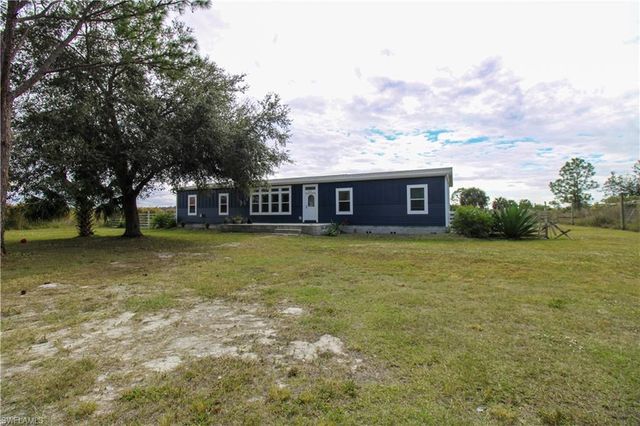 4660 43rd AVE NE, Naples, FL 34120