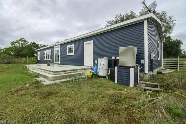 4660 43rd AVE NE, Naples, FL 34120