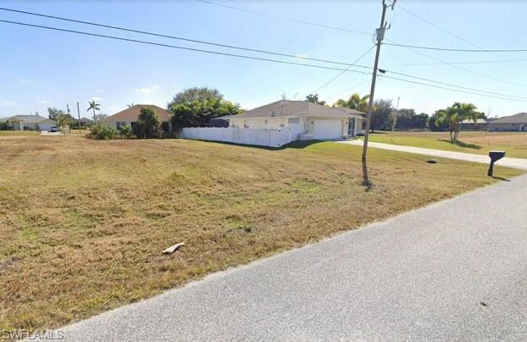 213 NW 27th PL, CAPE CORAL, FL 33993 — photo 5