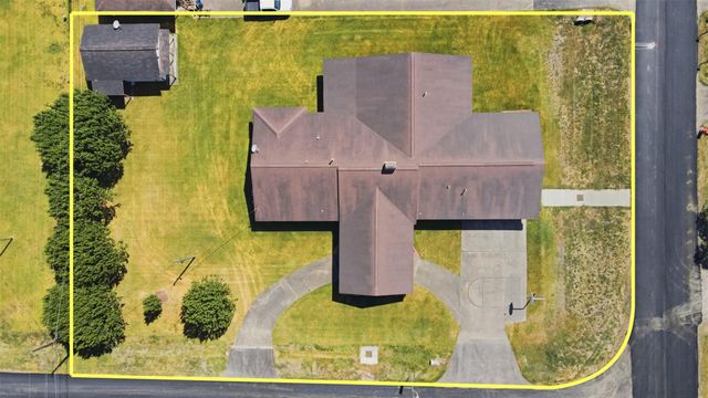 5902 Mccullough Street, Baytown, TX 77521