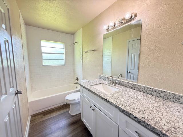 225 Burkett Street, Richwood, TX 77531