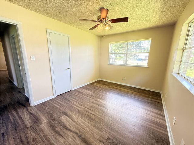 225 Burkett Street, Richwood, TX 77531