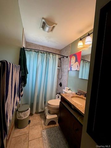 379 W 24th Street, Deer Park, NY 11729