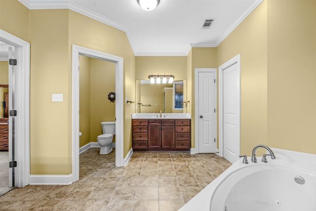 1045 WOODLDAND GLADE CV N, Unincorporated, TN 38018