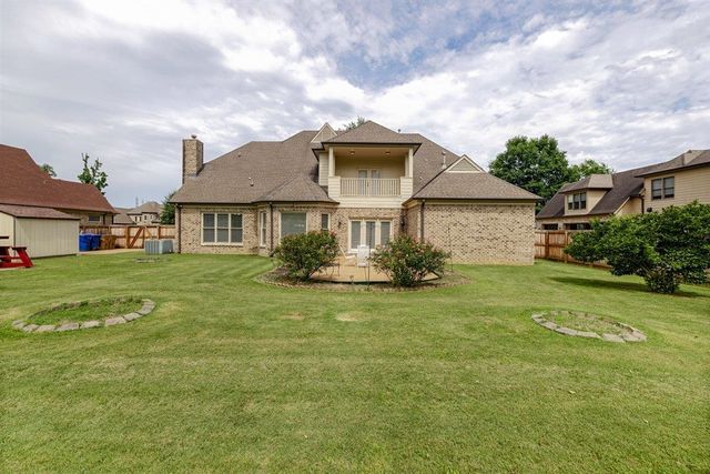 1045 WOODLDAND GLADE CV N, Unincorporated, TN 38018