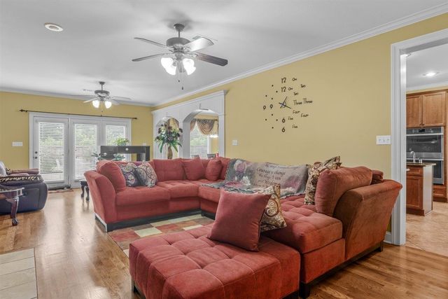 1045 WOODLDAND GLADE CV N, Unincorporated, TN 38018