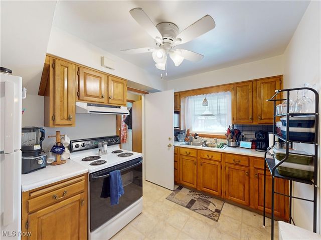 415 Independence Street, Fairport Harbor, OH 44077