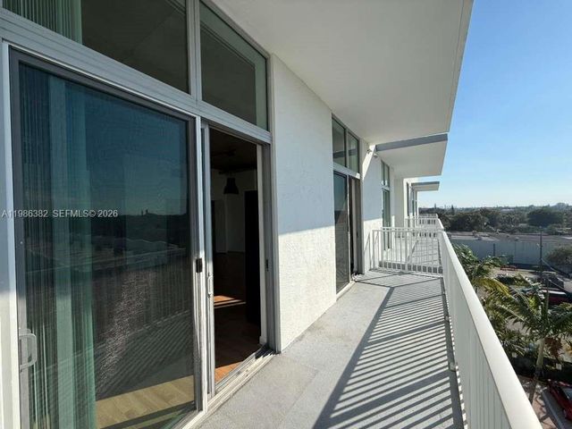 2100 Van Buren Street 501, Hollywood, FL 33020