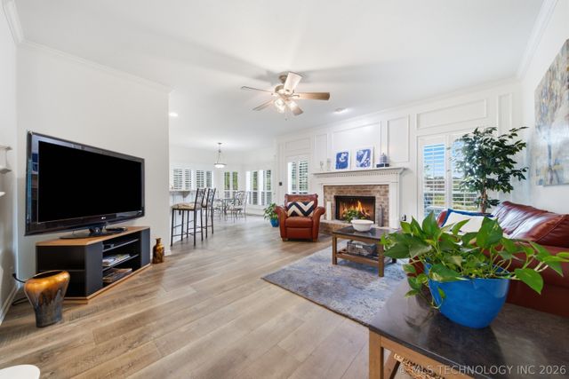 3705 W Urbana Street, Broken Arrow, OK 74012