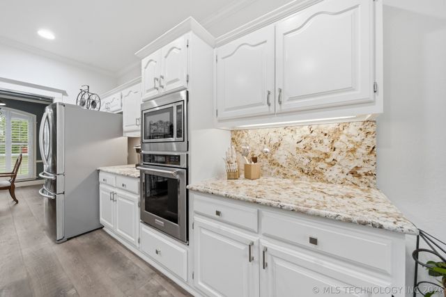 3705 W Urbana Street, Broken Arrow, OK 74012