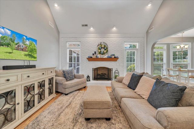 231 Freedom LN, Wirtz, VA 24184