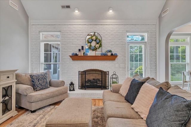 231 Freedom LN, Wirtz, VA 24184