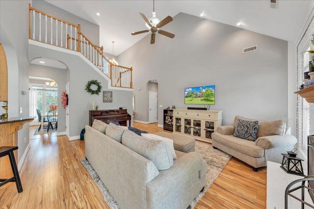 231 Freedom LN, Wirtz, VA 24184