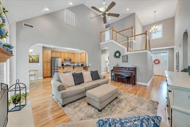 231 Freedom LN, Wirtz, VA 24184