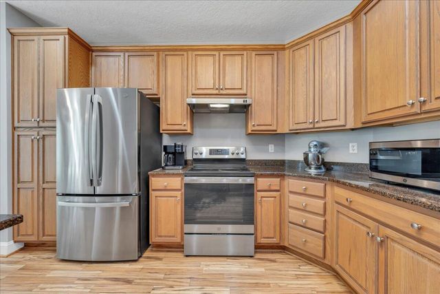 231 Freedom LN, Wirtz, VA 24184