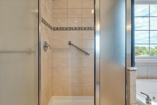 231 Freedom LN, Wirtz, VA 24184