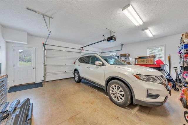 231 Freedom LN, Wirtz, VA 24184