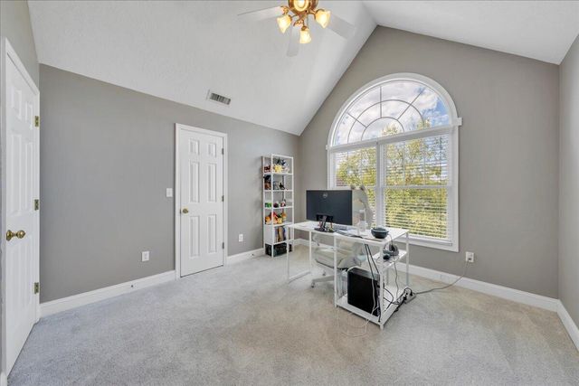 231 Freedom LN, Wirtz, VA 24184