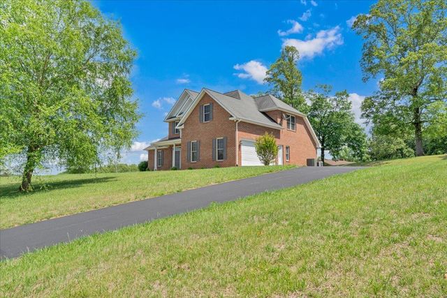231 Freedom LN, Wirtz, VA 24184