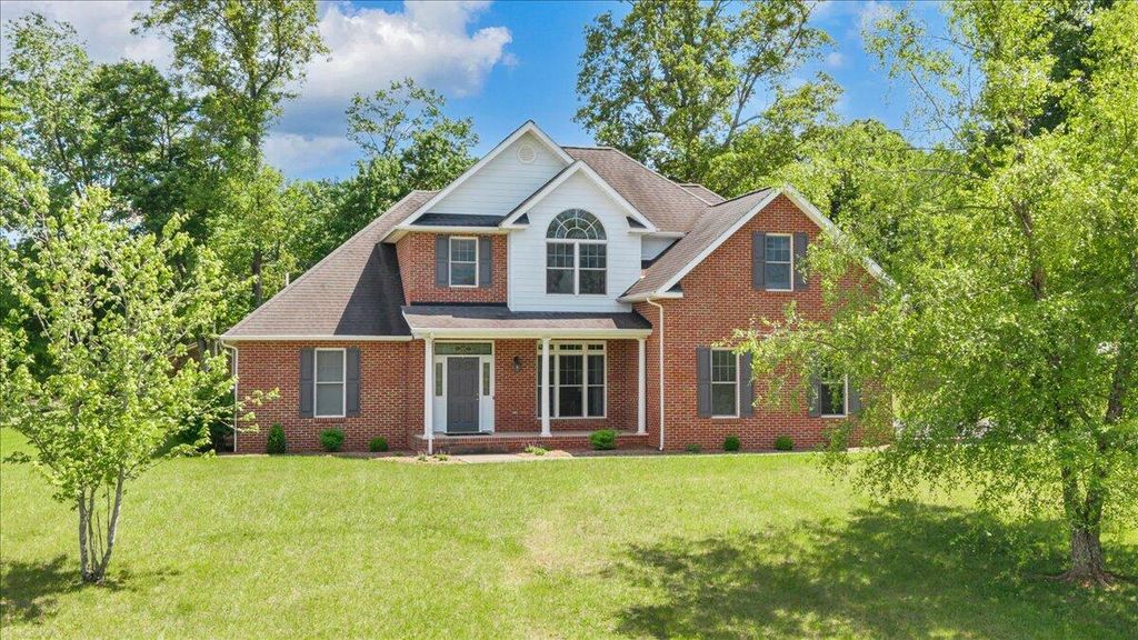 231 Freedom LN, Wirtz, VA 24184