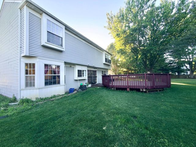 1464 Farington Lane, Aurora, IL 60504